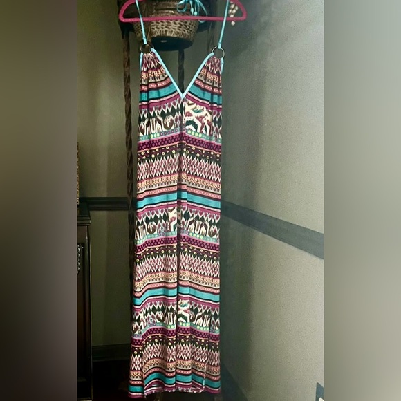 Halter Print Midi Dress Size- 4-8 - Picture 8 of 9